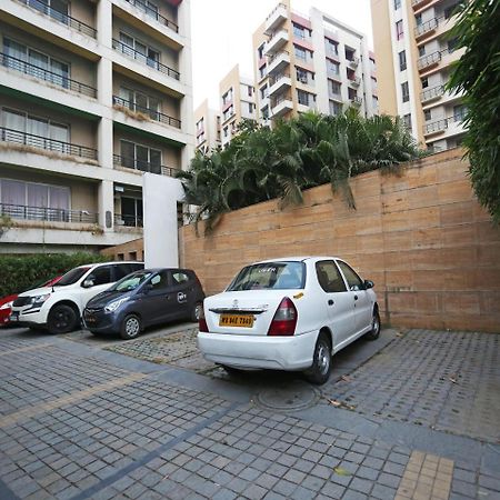 Capital O 10212 Hotel West Willows Xanadu Kolkata Eksteriør bilde