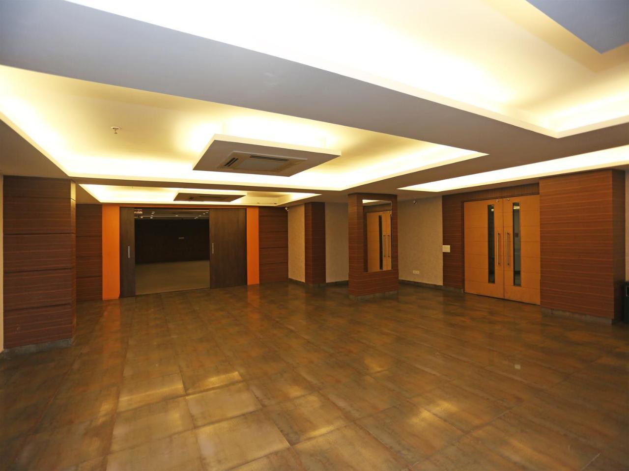 Capital O 10212 Hotel West Willows Xanadu Kolkata Eksteriør bilde
