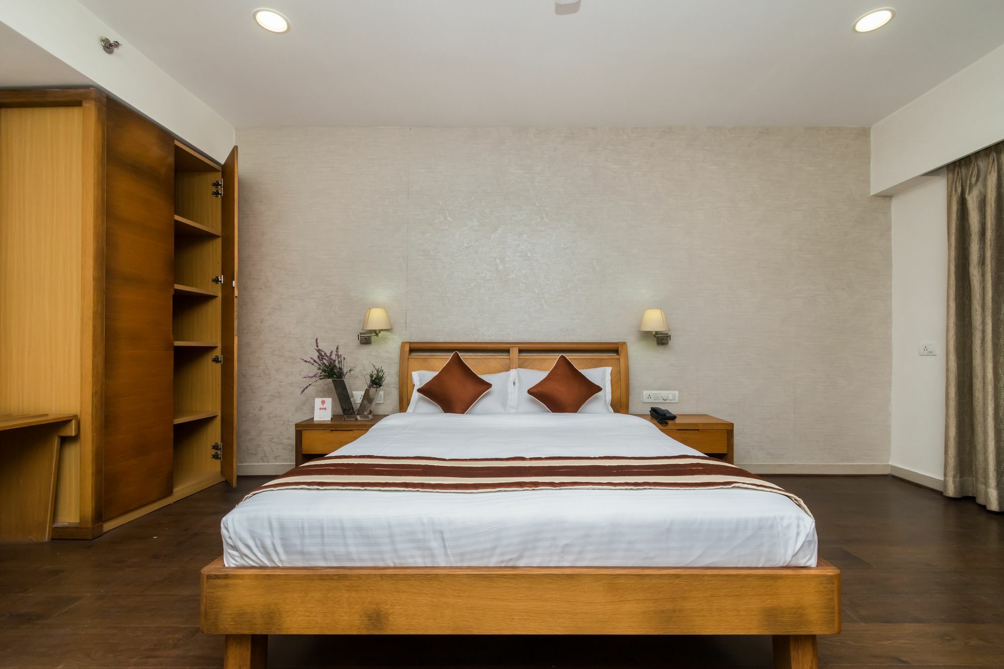 Capital O 10212 Hotel West Willows Xanadu Kolkata Eksteriør bilde